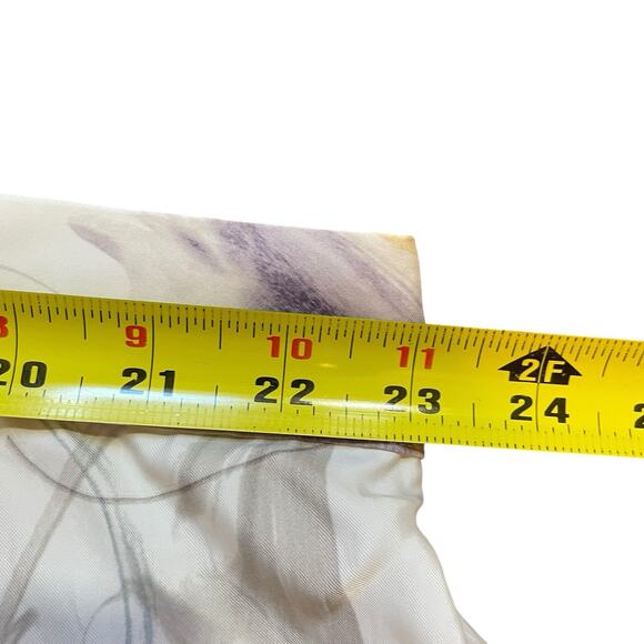 Athleta Calm Cool Shorts - Picture 4 of 10